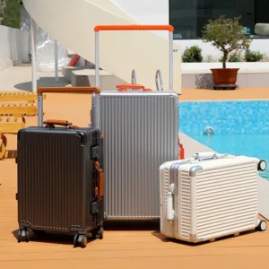 2024 Fashion Luggage with Cup Holder Wide Trolley New Design Hard Shell Travel Valise Suitcase