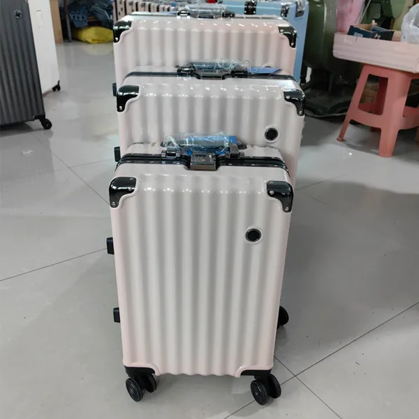 Aluminum Frame Luggage Suitcase Set 3 PCS a Set with Cup Holder - Image 5