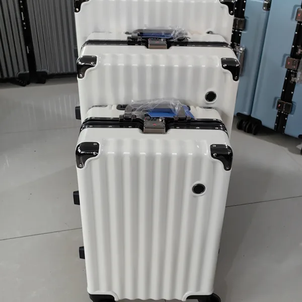 Aluminum Frame Luggage Suitcase Set 3 PCS a Set with Cup Holder - Image 7